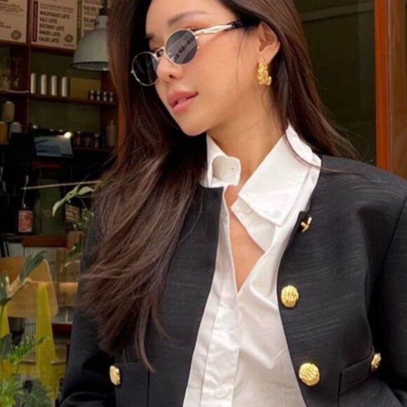 Prada PR65ZS ZVN09T Sunglasses Pale Gold Oval Frame - Picture 11 of 13